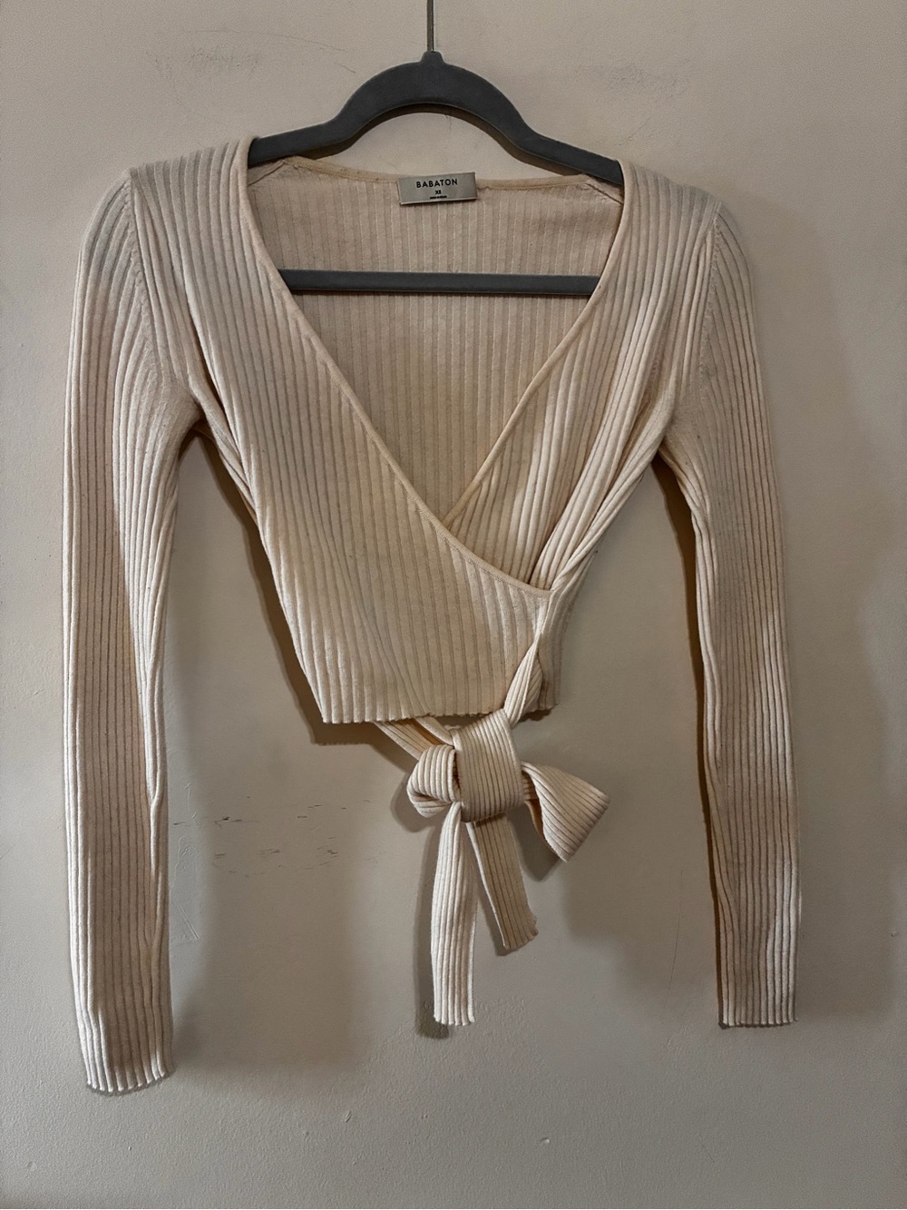 Babaton Cream Ribbed Tie-Front V-Neck Sweater